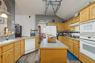 3401 Lochaven Dr, Rowlett, TX 75088 - Photo 12