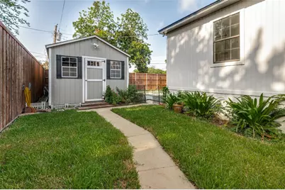 2450 Emmett Street, Dallas, TX 75211 - Photo 20