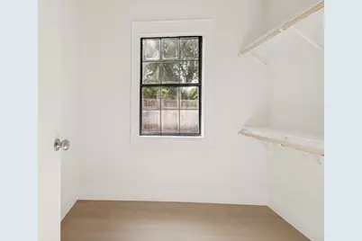 2450 Emmett Street, Dallas, TX 75211 - Photo 14