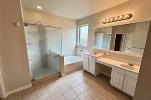 1100 Annalea Cove Dr, Lewisville, TX 75056 - Photo 10