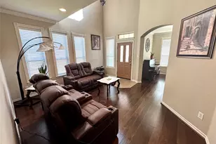1100 Annalea Cove Dr, Lewisville, TX 75056 - Photo 8