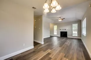 2925 Kathleen Ln, Euless, TX 76039 - Photo 12