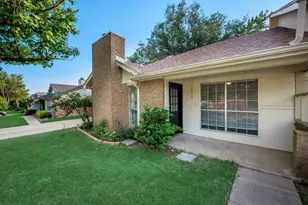 2925 Kathleen Ln, Euless, TX 76039 - Photo 6
