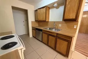425 Signal Hill Ct N, Fort Worth, TX 76112 - Photo 4