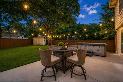 9304 Leesburg Court, McKinney, TX 75071 - Photo 2