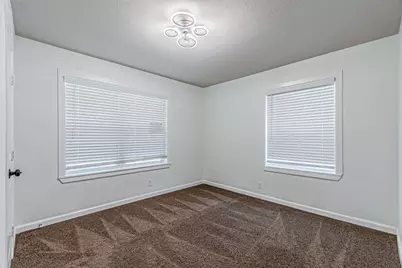 721 Bowman Street, Irving, TX 75060 - Photo 24
