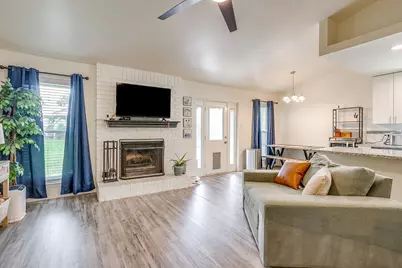2135 Reverchon Drive, Arlington, TX 76017 - Photo 8