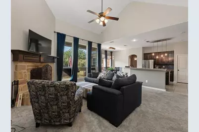654 Plum Drive, Burleson, TX 76028 - Photo 12