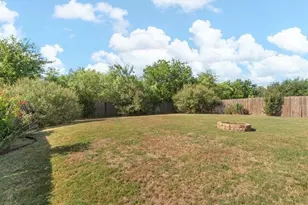 654 Plum Dr, Burleson, TX 76028 - Photo 34