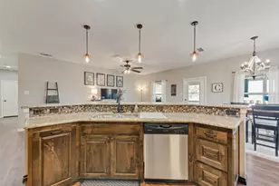 120 Horseshoe Lake Dr, Edgewood, TX 75117 - Photo 12