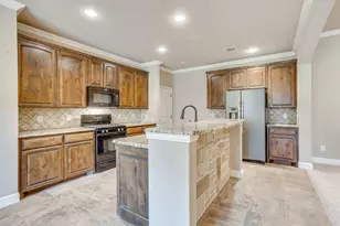 7412 Heights View Dr, Benbrook, TX 76126 - Photo 10