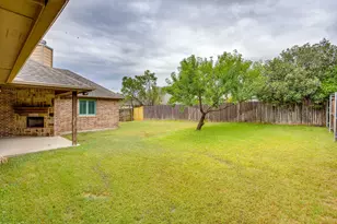 7412 Heights View Dr, Benbrook, TX 76126 - Photo 28