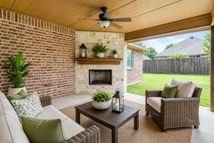 7412 Heights View Dr, Benbrook, TX 76126 - Photo 26