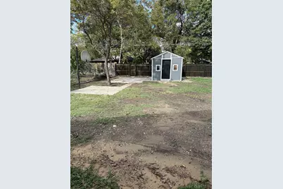 2715 Grafton Avenue, Dallas, TX 75211 - Photo 2