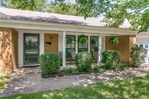 5608 Whitman Ave, Fort Worth, TX 76133 - Photo 2
