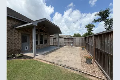 114 Woodridge Crossing, Clute, TX 77531 - Photo 30