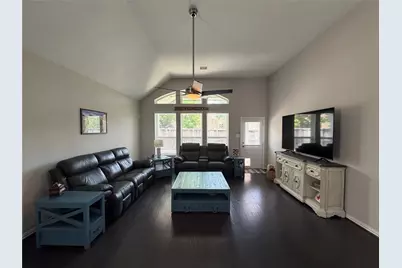 114 Woodridge Crossing, Clute, TX 77531 - Photo 12
