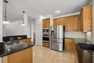 2623 Garden Ridge Ln, Arlington, TX 76006 - Photo 10