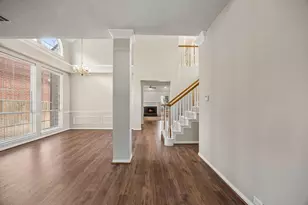 2623 Garden Ridge Ln, Arlington, TX 76006 - Photo 2