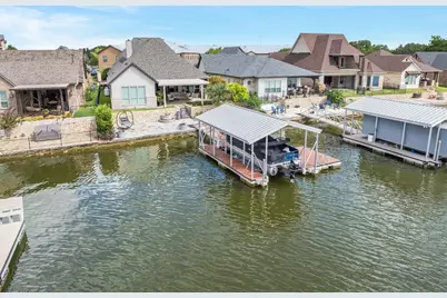 904 Waterpoint Court E, Granbury, TX 76048 - Photo 34