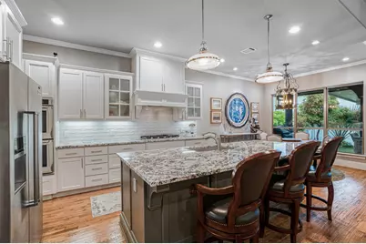 904 Waterpoint Court E, Granbury, TX 76048 - Photo 8