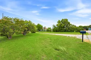 1325 Bomber Rd, Fort Worth, TX 76108 - Photo 2