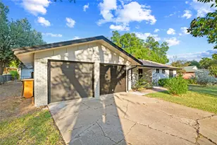 6920 Valhalla Rd, Fort Worth, TX 76116 - Photo 2