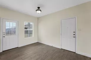 2103 Oliver St, Greenville, TX 75401 - Photo 10