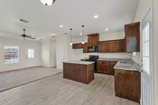 2103 Oliver St, Greenville, TX 75401 - Photo 8
