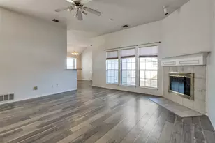 4500 Saddlebrook Dr, Carrollton, TX 75010 - Photo 12