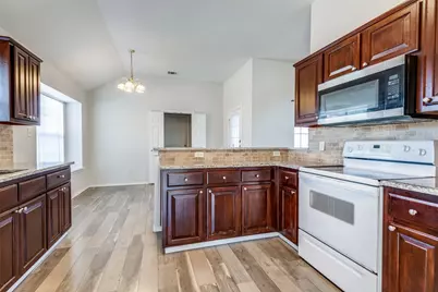 4500 Saddlebrook Drive, Carrollton, TX 75010 - Photo 8