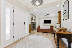 5706 Trail Lake Dr, Arlington, TX 76016 - Photo 2