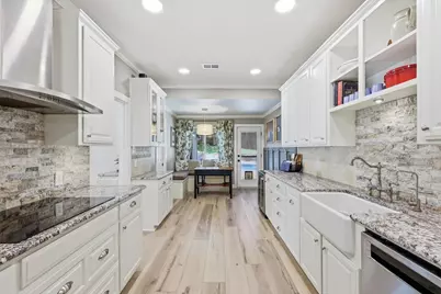 5706 Trail Lake Drive, Arlington, TX 76016 - Photo 12