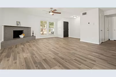 1149 Meadow Creek Court, Lancaster, TX 75146 - Photo 2