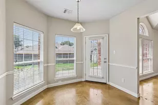 5376 Lake Chelen Dr, Fort Worth, TX 76137 - Photo 8
