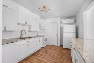 4723 Victor St, Dallas, TX 75246 - Photo 4
