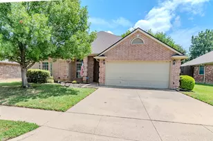 6014 Brenhaven Rd, Arlington, TX 76017 - Photo 6