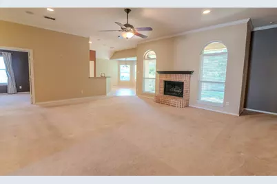 6014 Brenhaven Road, Arlington, TX 76017 - Photo 2