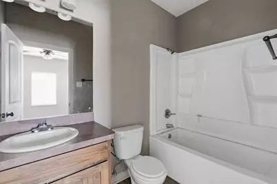 101 W Capps Street #C, Rio Vista, TX 76093 - Photo 22