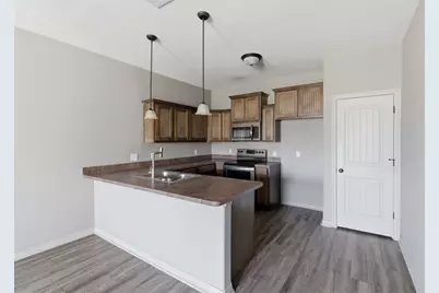 101 W Capps Street #C, Rio Vista, TX 76093 - Photo 6