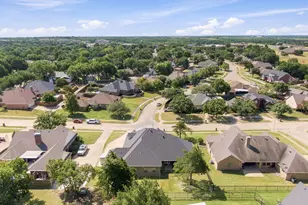 1906 Clearview Dr, Ennis, TX 75119 - Photo 32