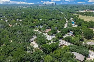 2105 Emerson Ln, Denton, TX 76209 - Photo 32