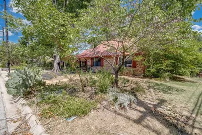 2105 Emerson Lane, Denton, TX 76209 - Photo 4