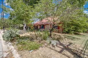 2105 Emerson Ln, Denton, TX 76209 - Photo 4