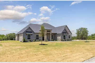 761 Burr Oak Lane, Weatherford, TX 76085 - Photo 2