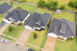 132 Swan Lake, Waco, TX 76708 - Photo 34