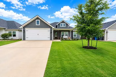 132 Swan Lake, Waco, TX 76708 - Photo 1