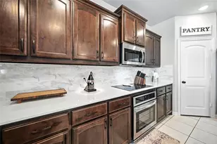136 Mdw Vis Dr, Rhome, TX 76078 - Photo 8