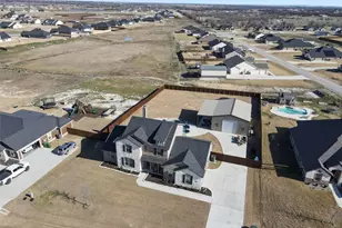 136 Mdw Vis Dr, Rhome, TX 76078 - Photo 2