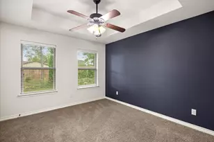 306 Knob Hill Dr, Granbury, TX 76048 - Photo 16